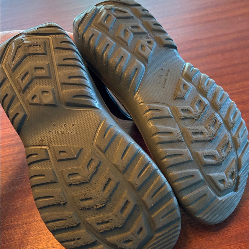 TomModa Sandals - Picture 4 of 5
